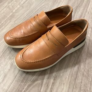 Men’s Wolf & Shepherd Crossover Loafer